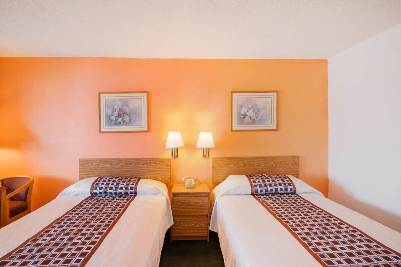Hotel O Houston East Channelview I-10 Extérieur photo