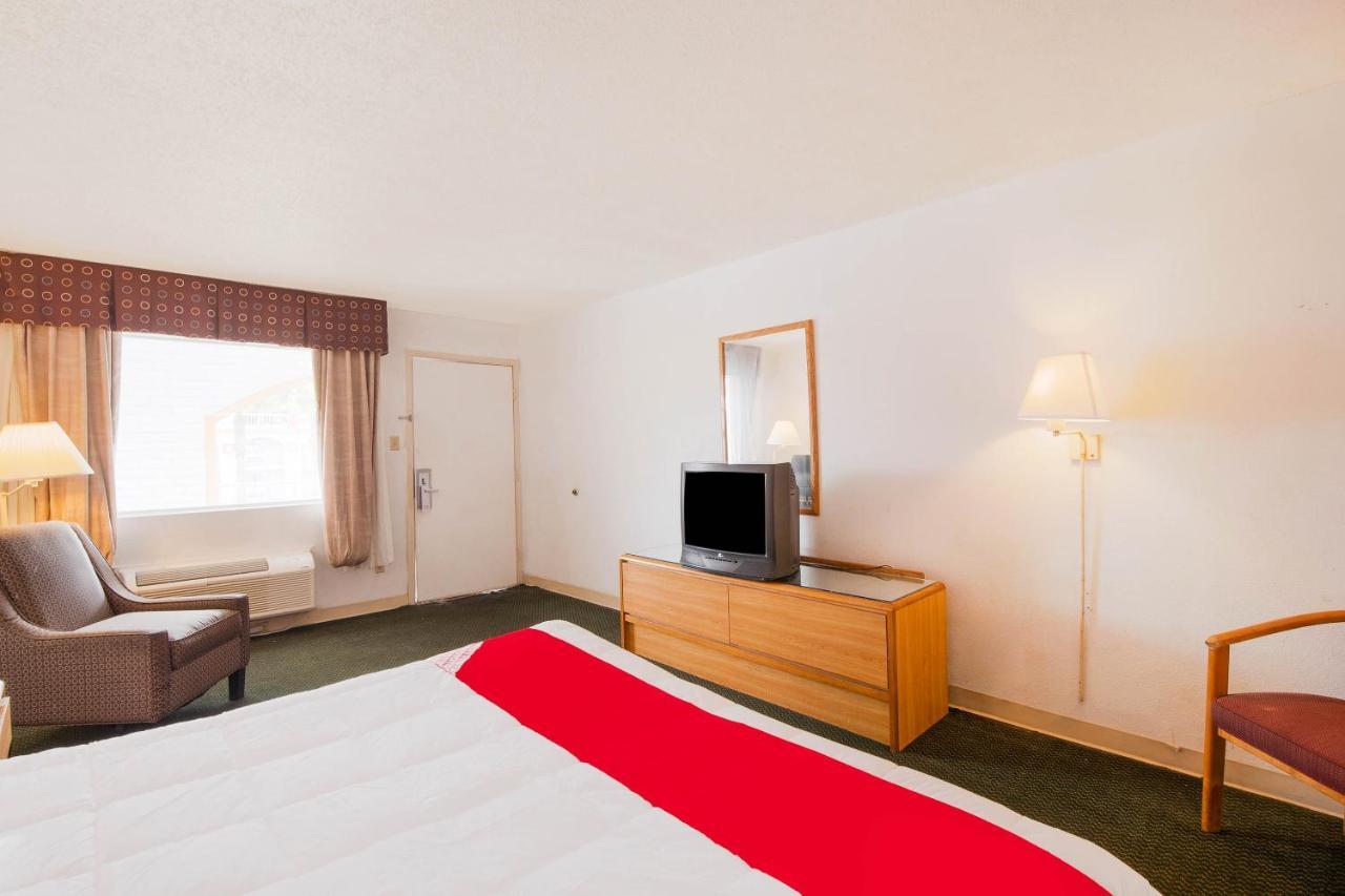 Hotel O Houston East Channelview I-10 Extérieur photo